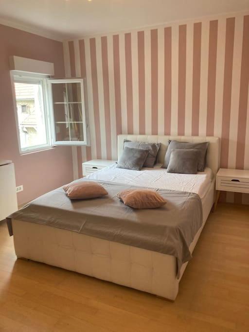 זאגרב Apartment Bonjour, 5Th Floor, No Elevator מראה חיצוני תמונה