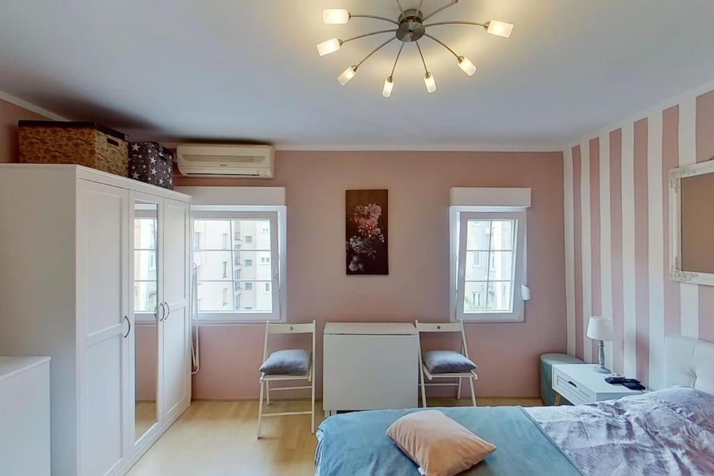 זאגרב Apartment Bonjour, 5Th Floor, No Elevator מראה חיצוני תמונה