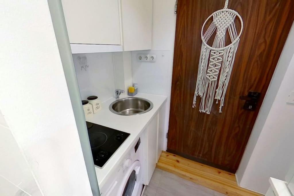 זאגרב Apartment Bonjour, 5Th Floor, No Elevator מראה חיצוני תמונה