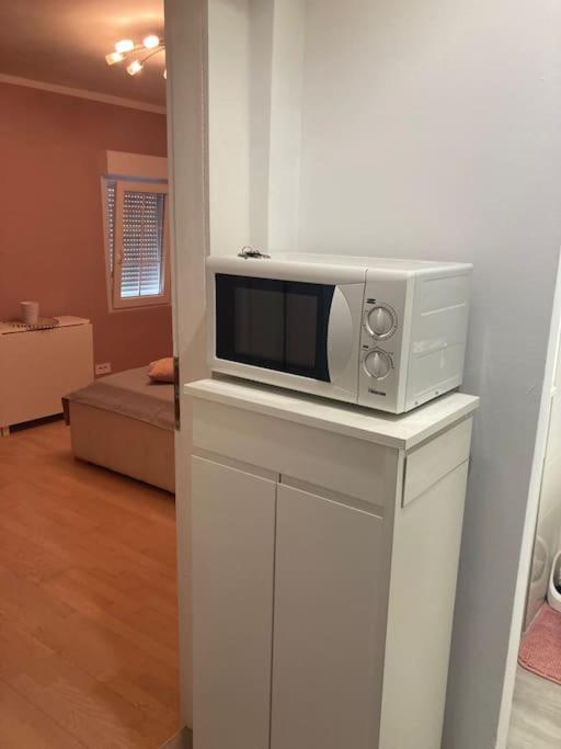 זאגרב Apartment Bonjour, 5Th Floor, No Elevator מראה חיצוני תמונה